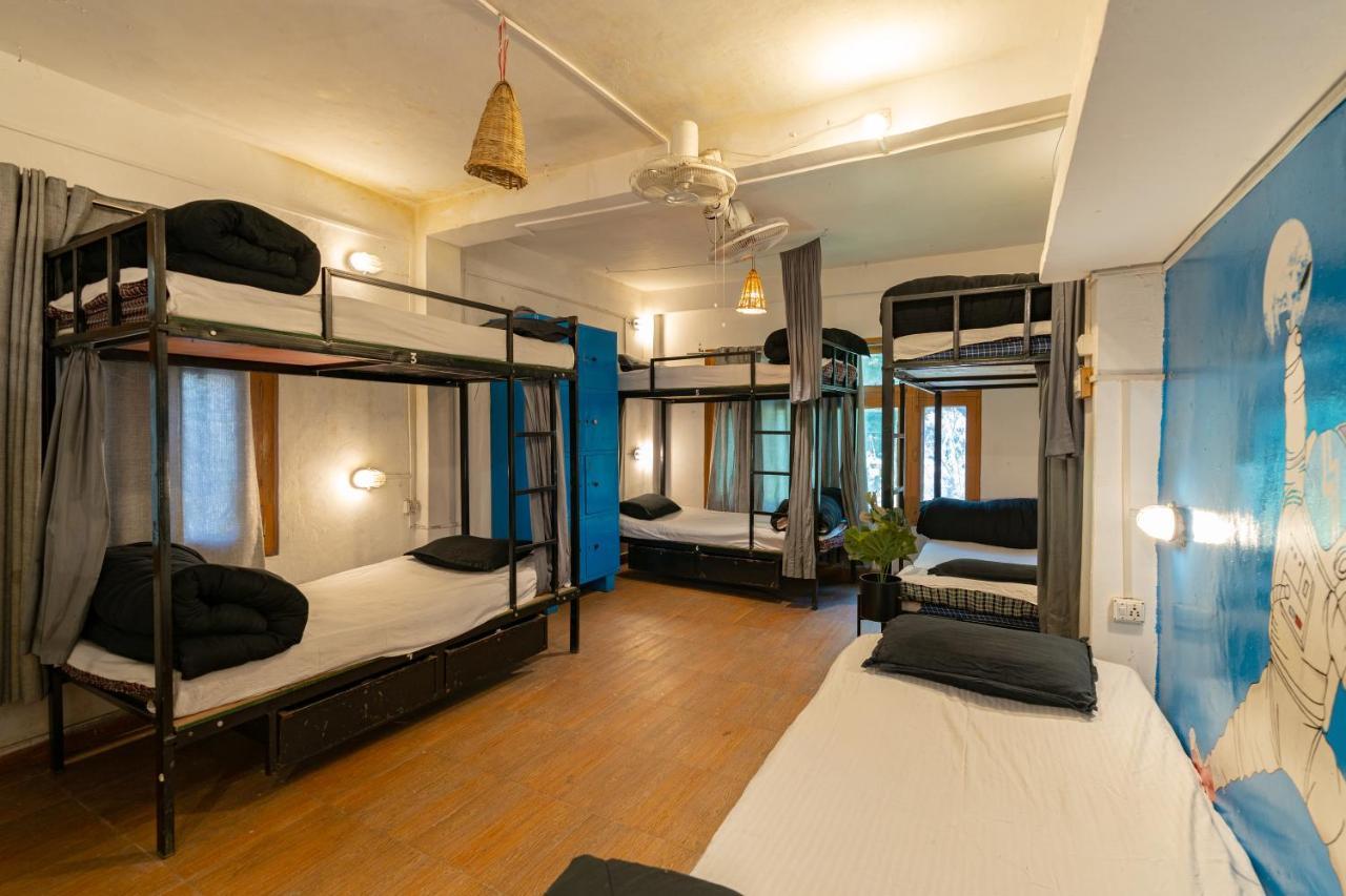 Nomads Hostel Kasol Exterior photo
